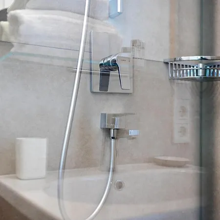 Huber Living Basic 302 * جيرميرنج